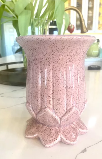 Vintage Red Wing Pottery Speckled Light Pink Tulip Shaped Vase 1439