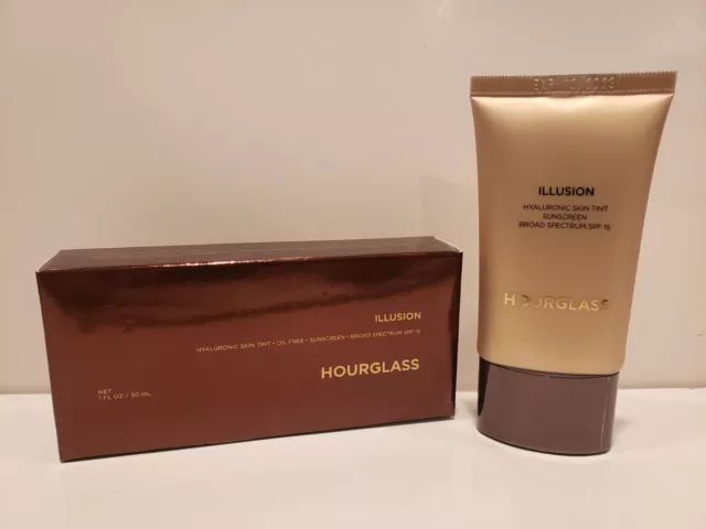 Hourglass ~ Illusion ~ Hyaluronic Skin Tint ~ Oil-Free ~ Vanilla ~ 1 Fl. oz ~NIB