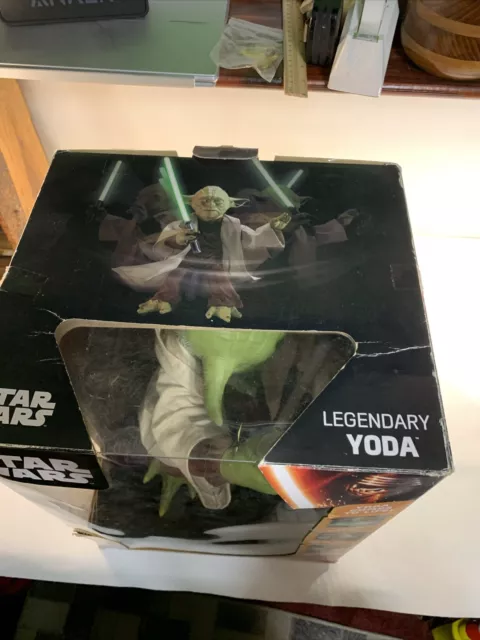 Star Wars Disney Legendary Yoda Jedi Master - With Box 2