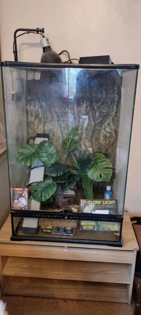 Exo Terra Medium Glass Terrarium 90x60x45