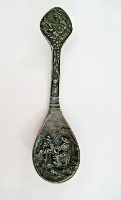 Vintage Pewter Spoon 1981 Limited Edition Familie Overzee ~ Embossed Dutch Scene