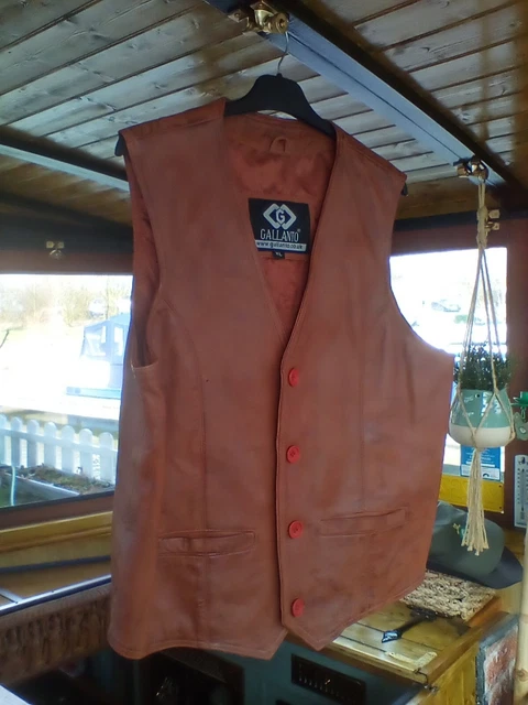 mens TAN LEATHER WAISTCOAT size L
