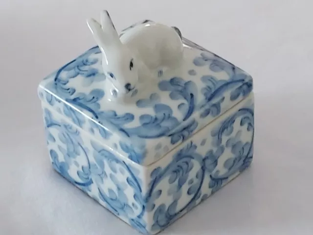 Vintage Andrea By Sadek Bunny Rabbit Blue White Porcelain Trinket Box With Lid