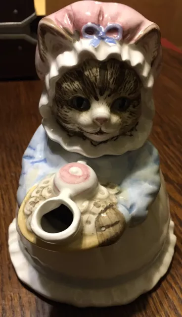 Vtg Heritage Mint Ceramic Dressed tabby Kitty Cat Teapot For Decorative Only