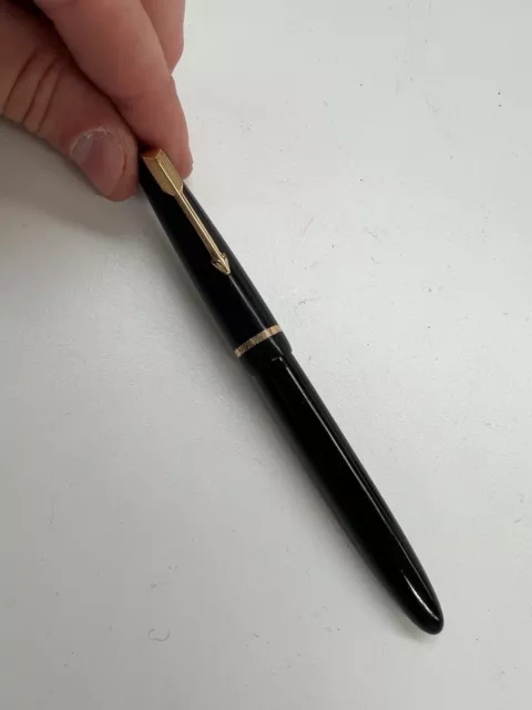 Vintage Parker Slimfold Fountain Pen - Black Body