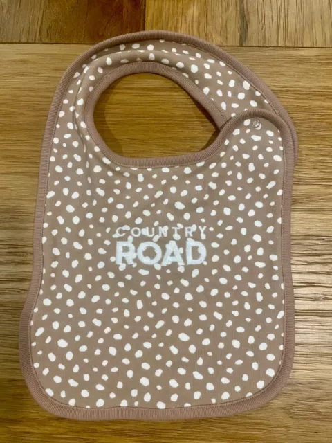 COUNTRY ROAD Baby Bib and New Born Beanie 3