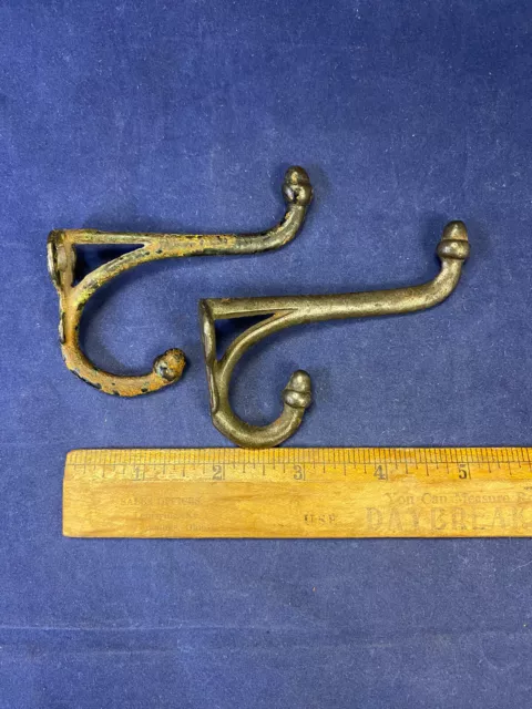 Vtg Antique Large Double Acorn Tip Metal Cast Iron  Hook Hanger Pair (K2) 2