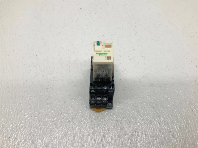 Schneider Electric RXM4AB2BD 24 VDC Pilot Relay w/ Base 2585C