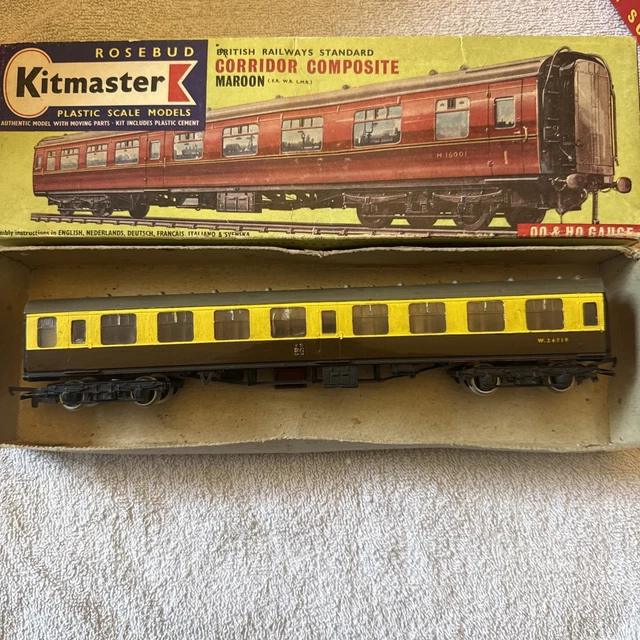 KITBUILT KITMASTER PRE Built Coach W24719 Chocolate Ref U69 £9.99 ...