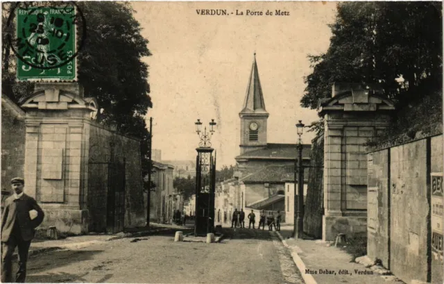 CPA Verdun - La Porte de Metz (254945)