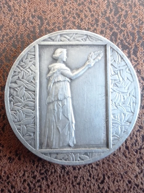 Ancienne Médaille De Récompense – Pétanque – Offert Par Le Petit Marseillais – Bronze, XXème