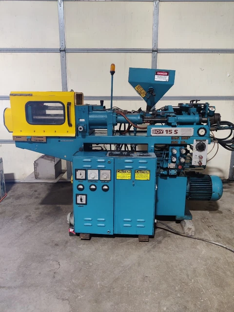 BOY MACHINES 15 Ton Injection Mold Machine 15 S