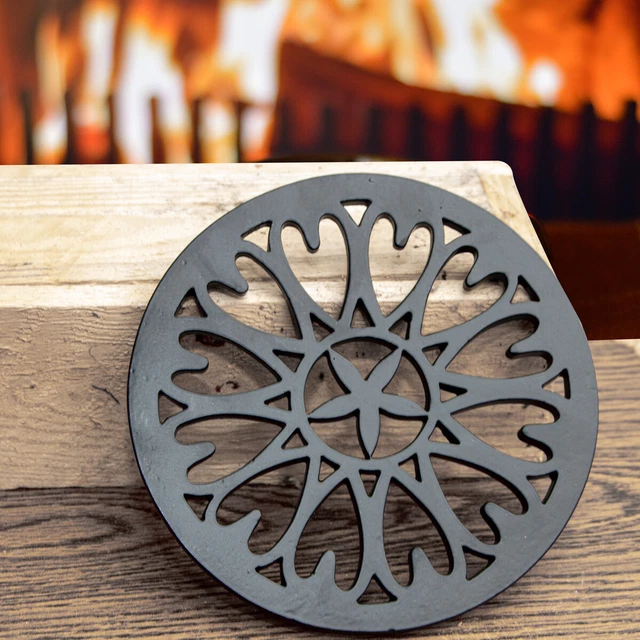 Kamin- Lüftungsgitter, Ornament für Mauer, rund|Eisen schwarz|H2,0xB19,0cm