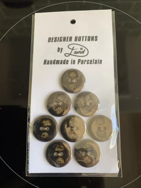 Gorgeous set of 8 handmade porcelain buttons (Pewter coloured, large)