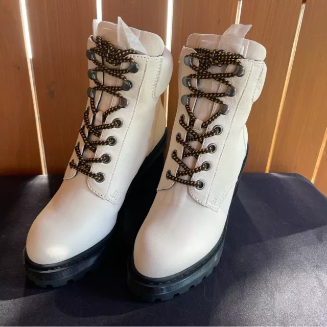 NIB!! Marc Jacobs Women's Crosby Hiking Boot Ankle, White, Sz 37 EU (7 US)