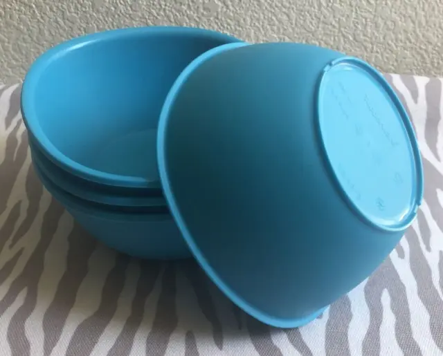 Tupperware Legacy Pinch Cereal Bowls Set of 4 Blue 13oz New