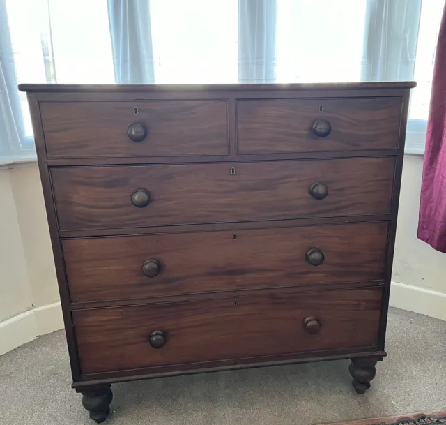 Victorian Mahogany Chest Of Drawers With Bun Feet