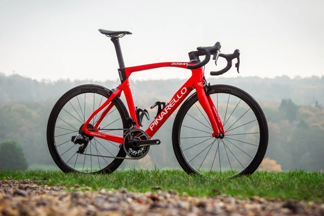 Pinarello dogma f12 2025 sram red etap axs