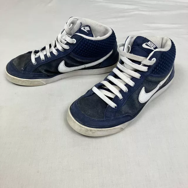 Womens navy nike best sale trainers