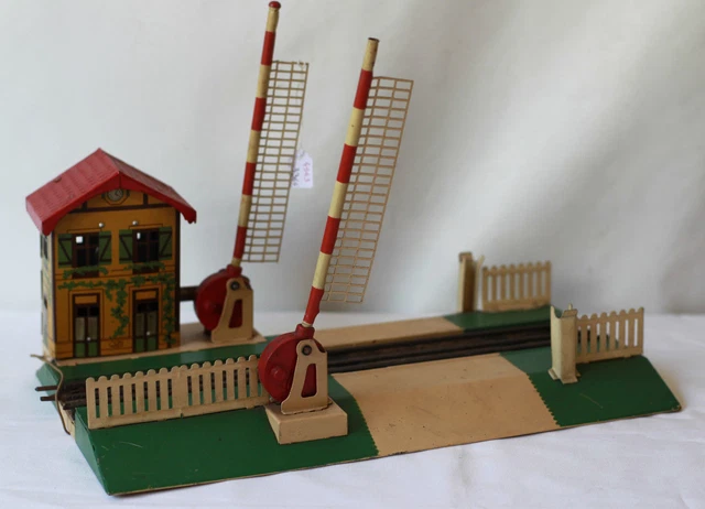 TRAIN JEP O - PASSAGE A NIVEAU MECA. Level crossing N° 63 ? - A