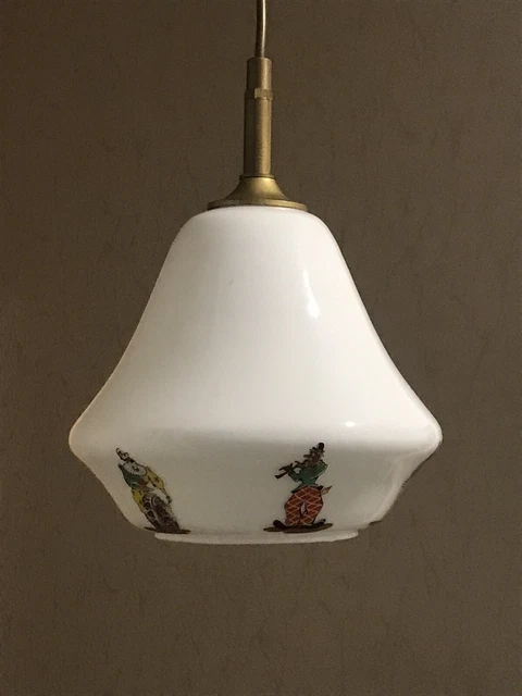 Lustre Suspendu Ancien Avec Abat-jour Dentelé – Pour Un Style Rétro Chic