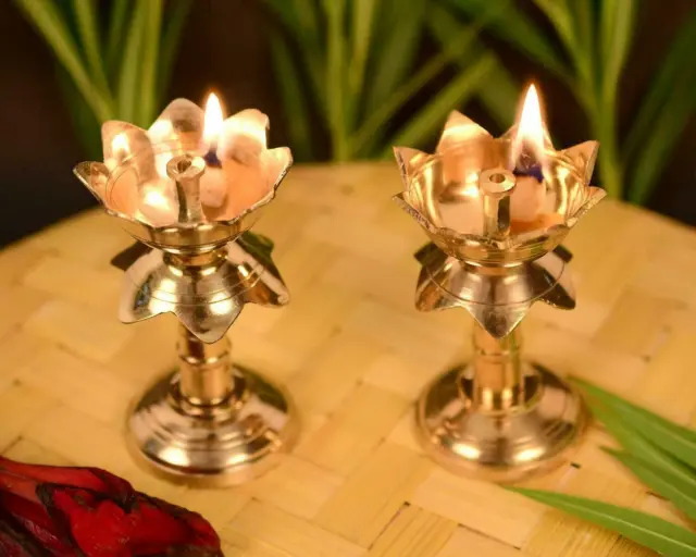 Messing-Öllampe in Lotusform für Diwali Navratri 2er-Set Diya 3,8 x 2,4 Zoll