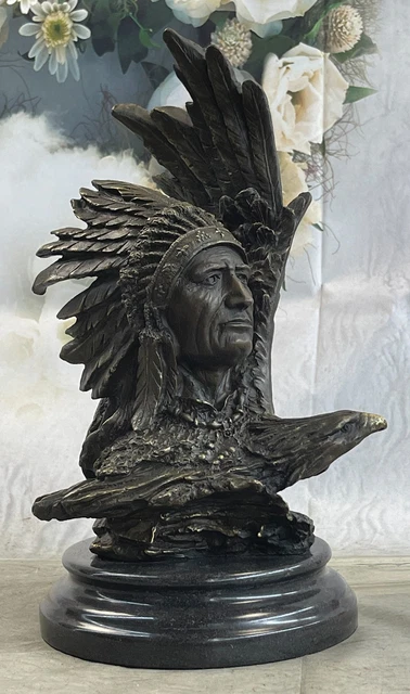Statue Indienne Chef Amérindien Avec Aigle Et Sceptre - Décor Authentique 58cm