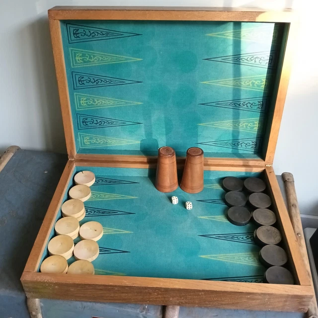 ancien jeu de Backgammon Baggamon dames en BOIS