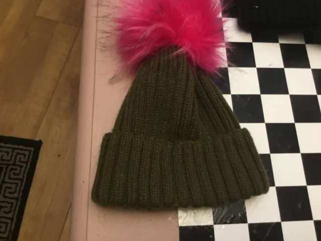 Pacchetto di 4 cappelli invernali di lana età 6 anni Disney next 2