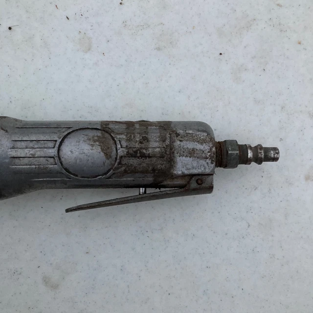 Vintage 3/8 Inch Air Drive Pneumatic Ratchet Wrench Reversible 284340 2