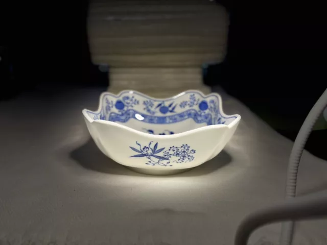 Vintage Hutschen Reuther German Porcelain Square Serving Bowl Blue Onion 7"