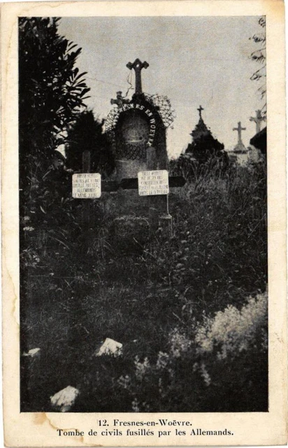 CPA Fresnes in Woevre-Tomb of Civilians Shot by Germans (232364)