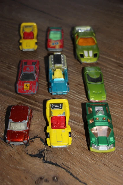 Lot De 17 Voitures Et Camions Miniatures Matchbox, 100% Matchbox, état D'occasion
