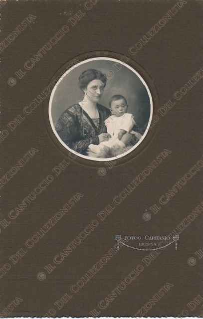 1900c Ritratto donna con bambino Fotografia Cristoforo Capitanio Brescia