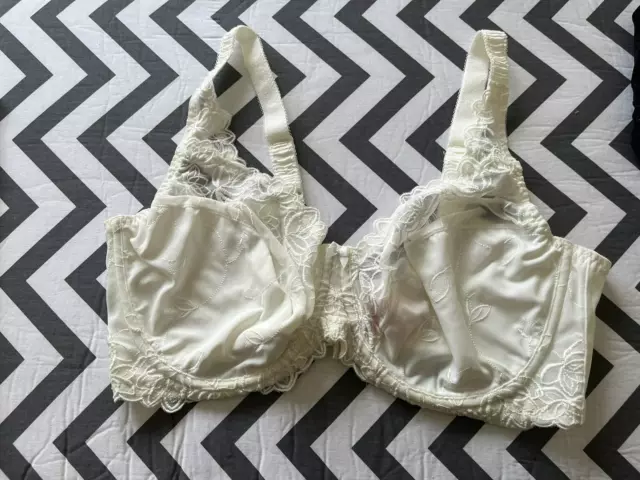 Hunkemöller Bügel BH weiß Spitze Gr. 80 G NEU