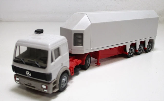 WIKING MERCEDES BENZ Unimog U 1700 L Orange H0 1:87 SKU AB0052 - Ref