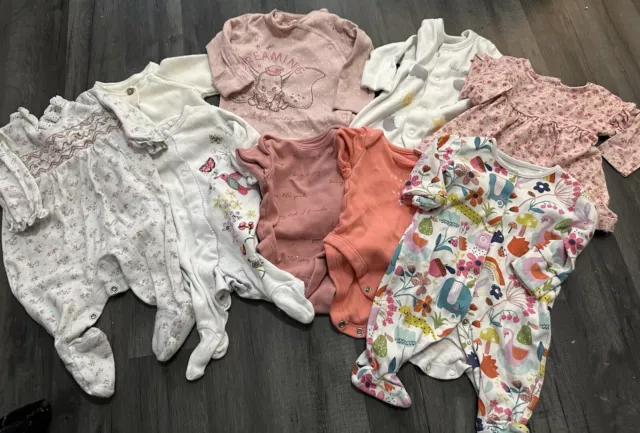 Baby Mädchen erste Größe 0-1 Monate Kleidung Konvolut Schlafanzüge Body Weste Kleid