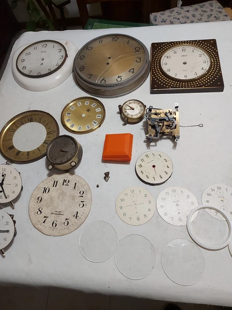 lotto N   7     sveglie per  pezzi di ricambio o revisione recupero  vintage
