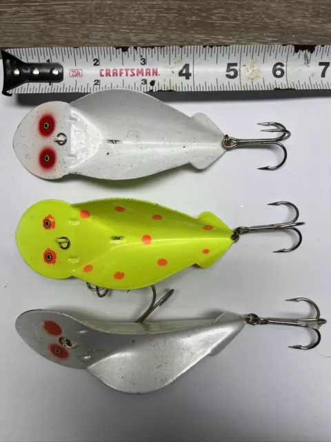 LOTE DE 3 señuelos de pesca de colección Buck Perry con cuchara grandes de  5 pulgadas blancos amarillos/cal EUR 9,23 - PicClick ES