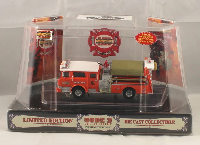 Code 3 2003 Firehouse Expo Mack CF Pumper - New