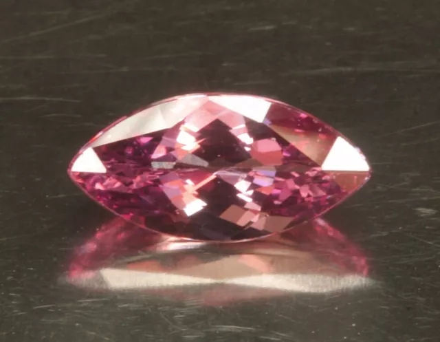 MALAYA - GRANAT    tolle Farbe    1,74 ct