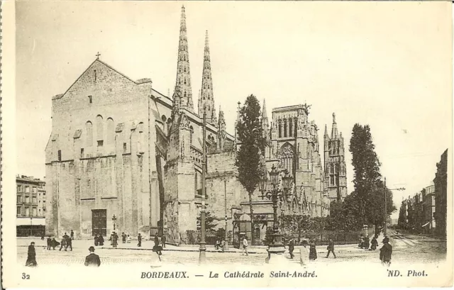 CPA - GIRONDE - BORDEAUX, La Cathédrale Saint-André