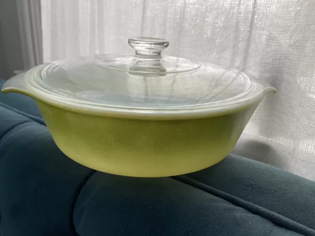 Fire King Pyrex Ombre Avocado Olive Green 437 Casserole Dish With Lid EXCELLENT