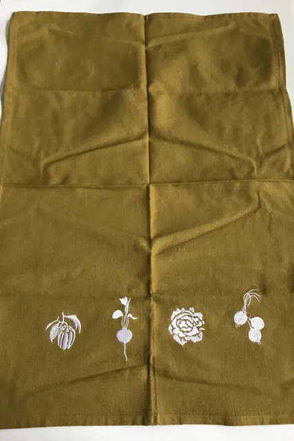 TAG/Tag2U/TagLtd- White Embroidered VEGGIES on GOLD Dishtowel-NEW-NWT