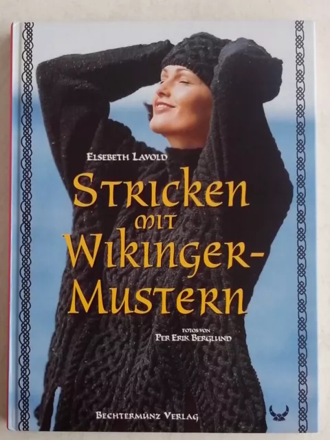 Stricken mit Wikinger-Mustern von ELSEBETH LAVOLD