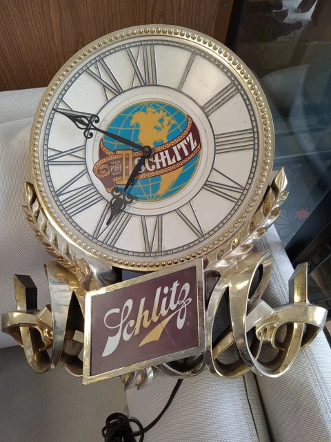 Vintage Rare World Globe Schlitz Beer Wall Mount Lighted Clock Not Working Vintage Rare World Globe Schlitz Beer Wall Mount Lighted Clock Not Working