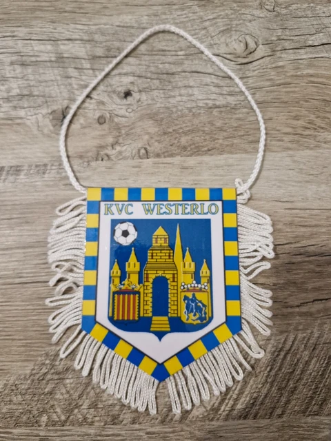 Fanion RFC Tournai (Belgique) - 9x11 Cm - Wimpel Pennant Banderin
