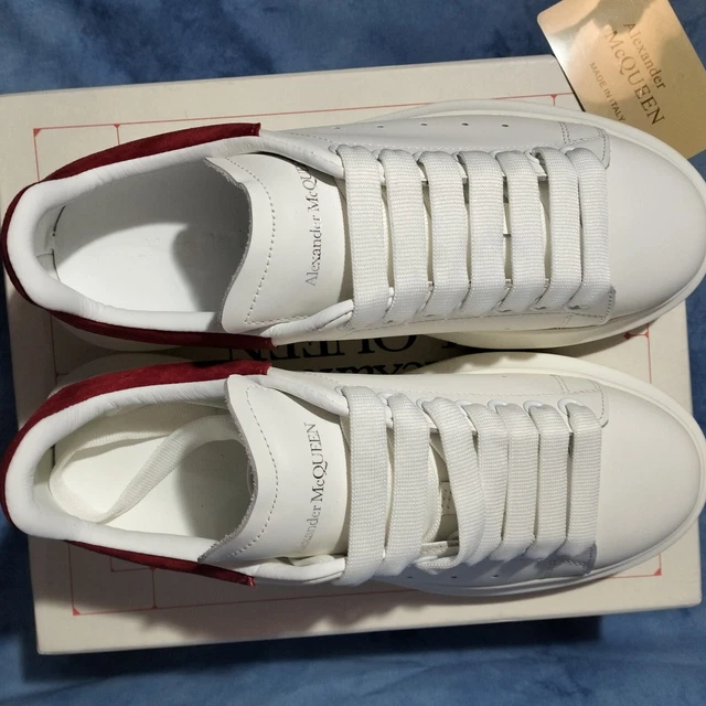 Busta hotsell alexander mcqueen