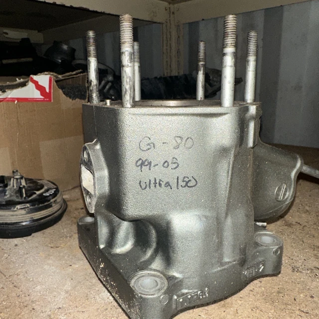 1999-2005 Kawasaki Ultra 150 Cylinder, piston, head