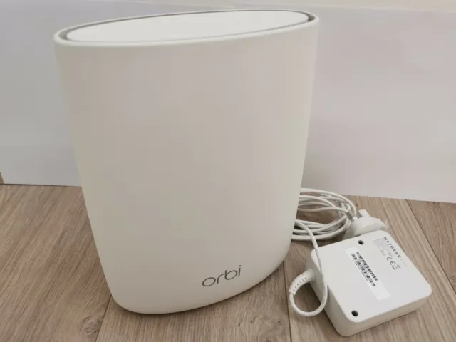 Netgear Orbi RBS50 Add-on Satellite AC3000 Covers up to 2500 sq.ft. MU-MIMO
